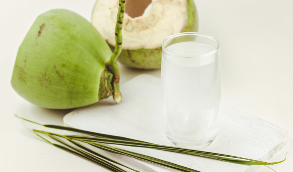 Coconut Water | The 100% natural isotonic summer drink