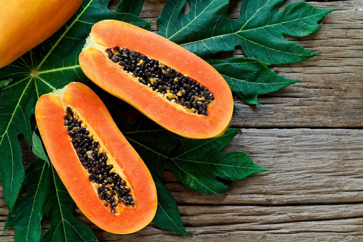 sliced papaya